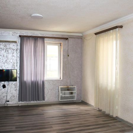 Holiday Home On Aygestan 11 エレバン 部屋 写真