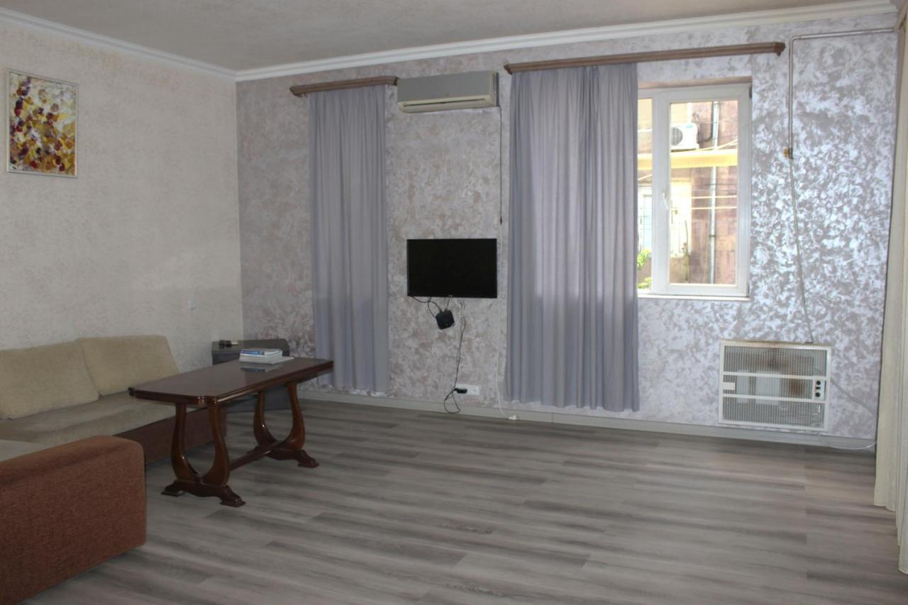 Holiday Home On Aygestan 11 エレバン 部屋 写真
