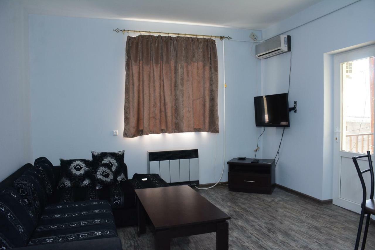 Holiday Home On Aygestan 11 エレバン エクステリア 写真