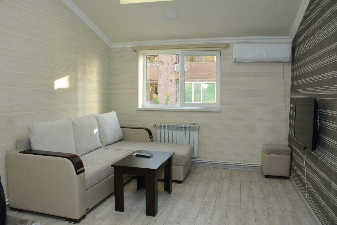 Holiday Home On Aygestan 11 エレバン エクステリア 写真